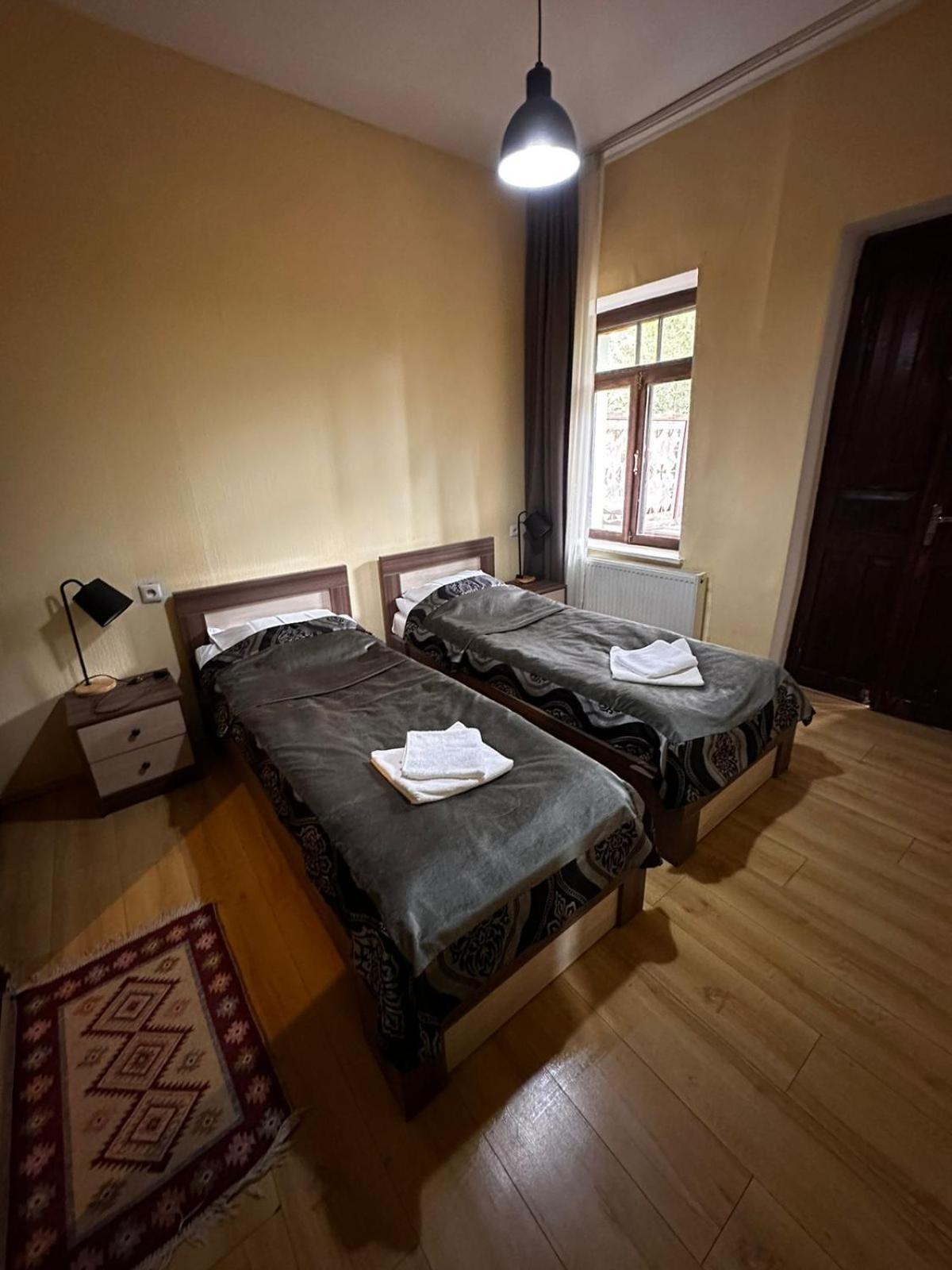 Villa Mestia Hotel Εξωτερικό φωτογραφία