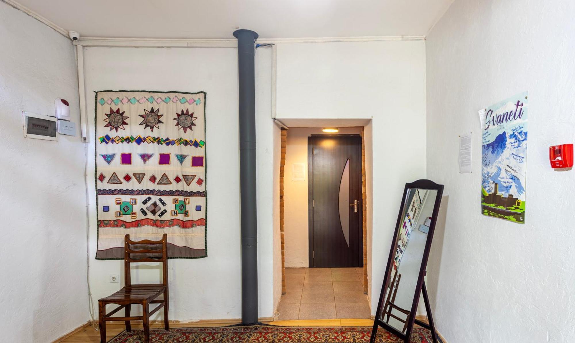 Villa Mestia Hotel Εξωτερικό φωτογραφία